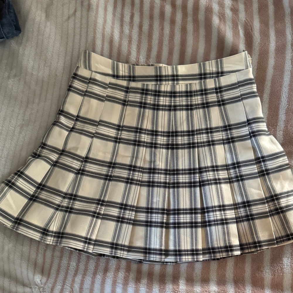 Cream & Black Plaid Pleated Mini Skirt